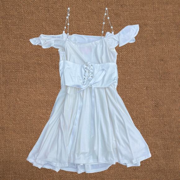White pearl corset mini dress with off the shoulder flutter sleeves, coquette - Picture 6 of 10